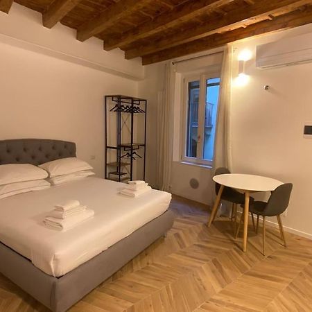 Brera Eleven Suite Deluxe Milaan Buitenkant foto